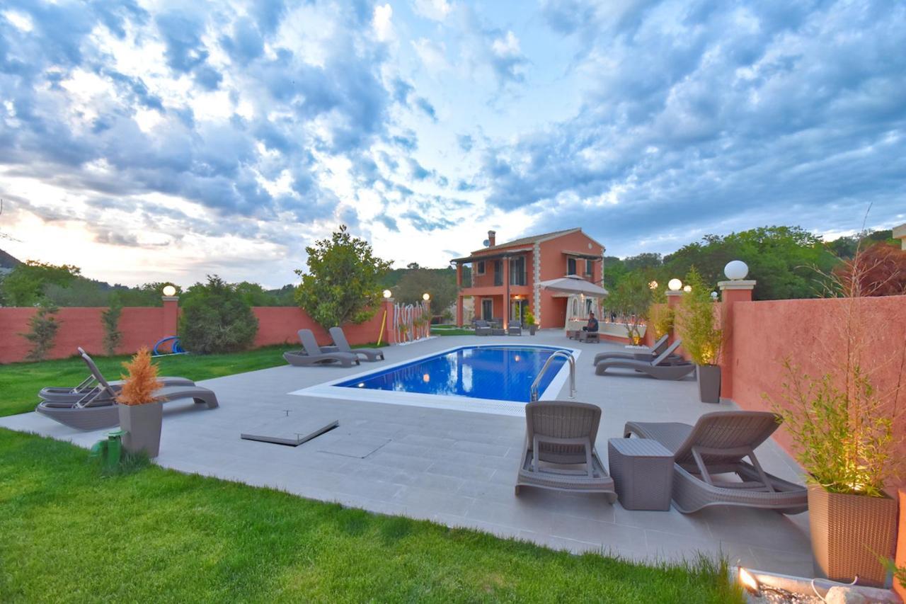 Villa Alex Sinarades Екстер'єр фото