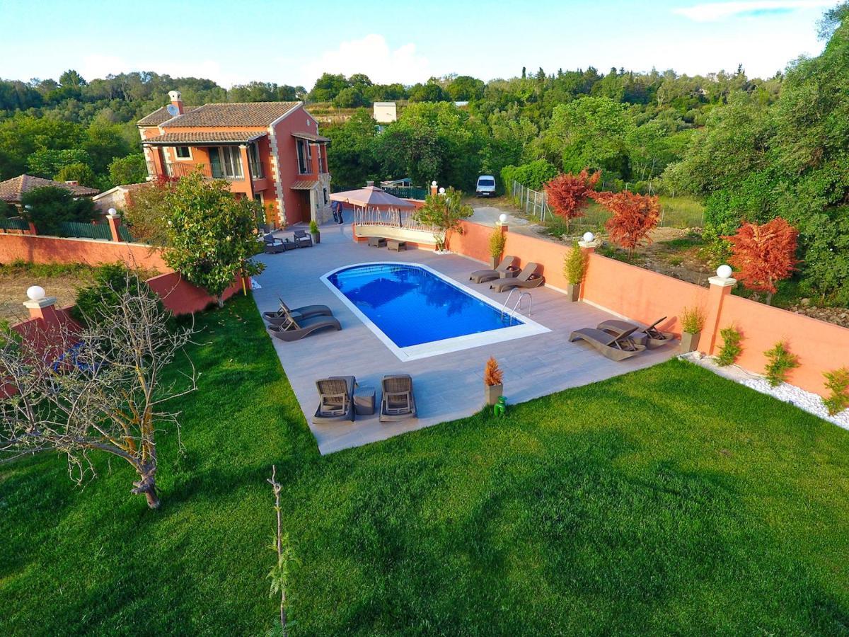Villa Alex Sinarades Екстер'єр фото