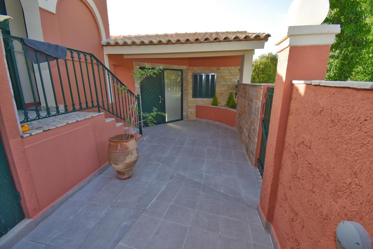 Villa Alex Sinarades Екстер'єр фото